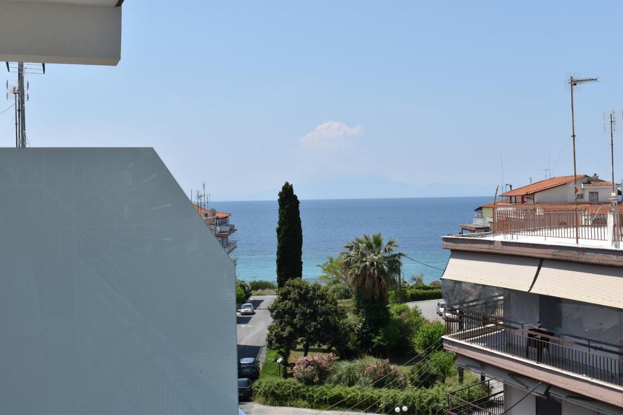 Sea View Luxury Apartment In Nea Kallikratia. Nea Kallikrateia ภายนอก รูปภาพ
