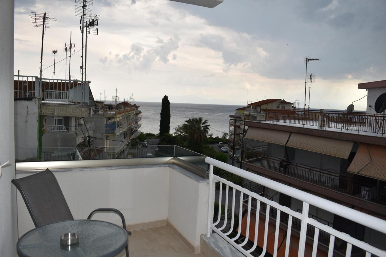 Sea View Luxury Apartment In Nea Kallikratia. Nea Kallikrateia ภายนอก รูปภาพ