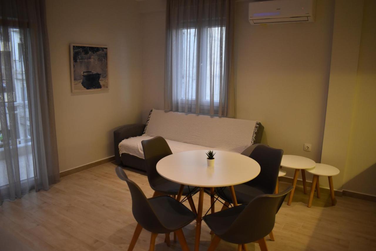 Sea View Luxury Apartment In Nea Kallikratia. Nea Kallikrateia ภายนอก รูปภาพ