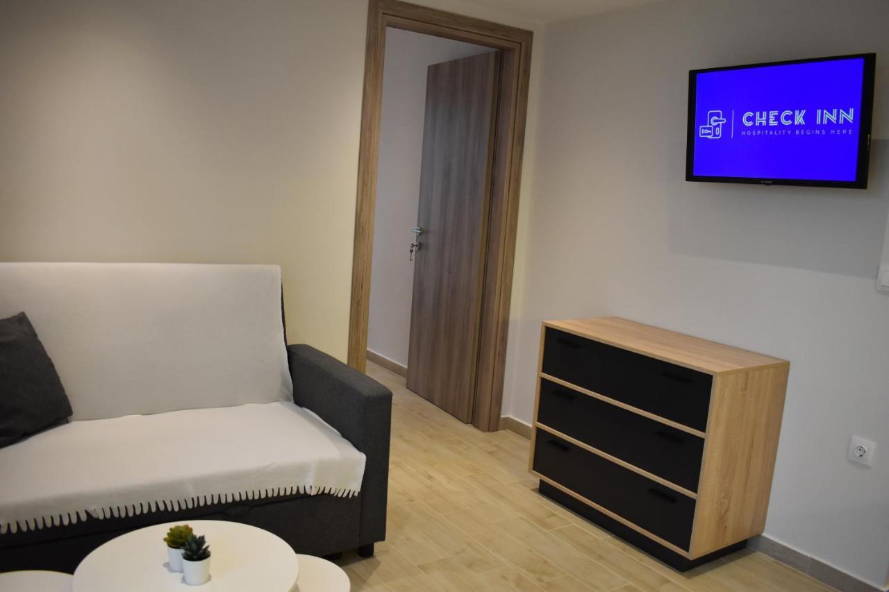 Sea View Luxury Apartment In Nea Kallikratia. Nea Kallikrateia ภายนอก รูปภาพ