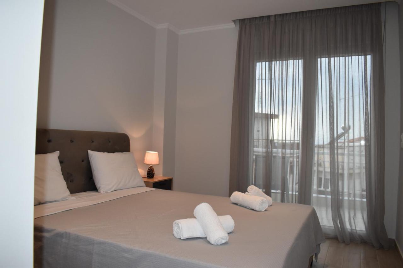 Sea View Luxury Apartment In Nea Kallikratia. Nea Kallikrateia ภายนอก รูปภาพ